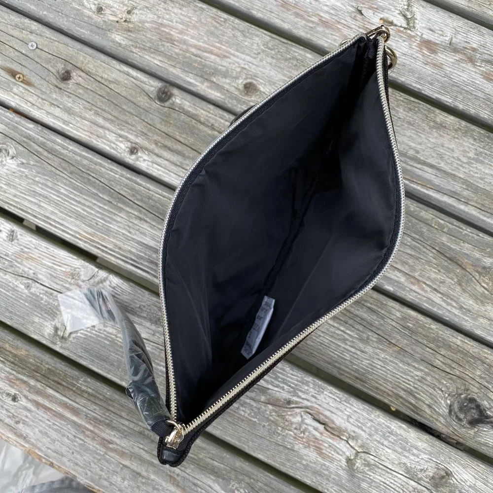 Victoria's Secret "Love Made Me Do It" Pouch Duo - Picture 9 of 15